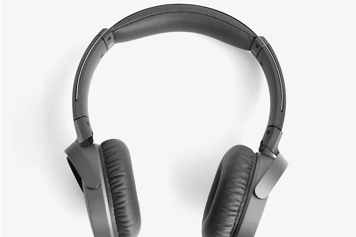 Amazonベーシック モニターアーム デュアル